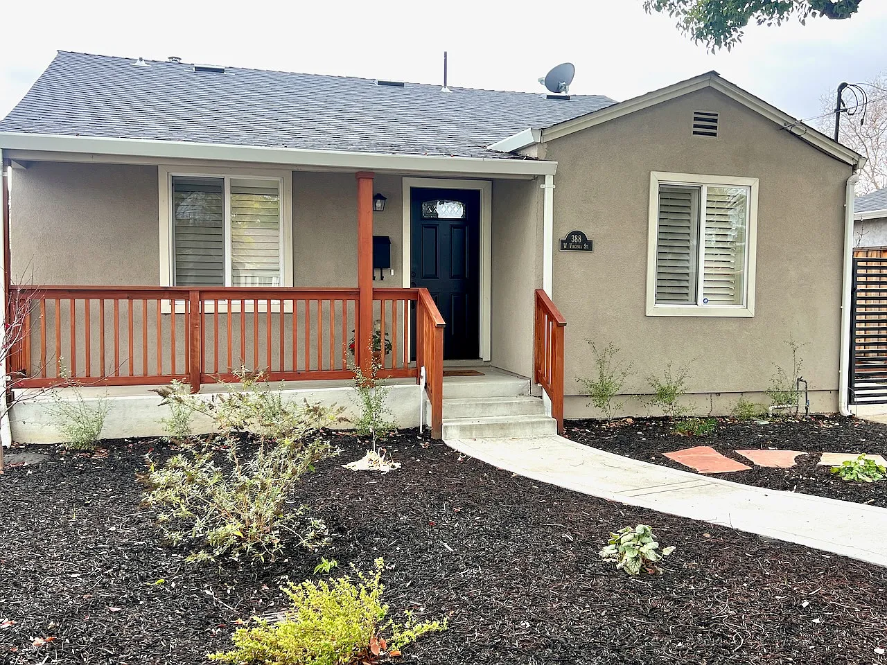 2 bed, 1056 sqft, $4,295 — Photo 1
