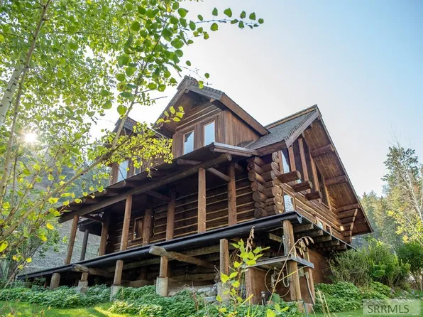 261 Fourth Of July Creek Rd, North Fork, ID 83466