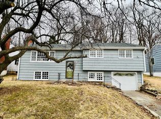 418 S Main St, West Hartford, CT 06110