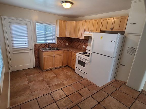 5th image of 270 Church Ave Floor 2