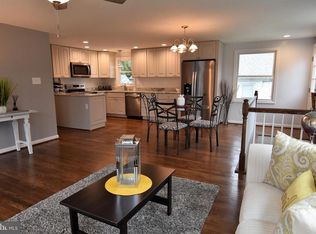 210 Kenwood Rd, Pasadena, MD 21122