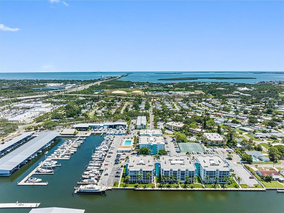 Moorings Of Maximo Condominiums 4920 38th Way S Saint Petersburg FL