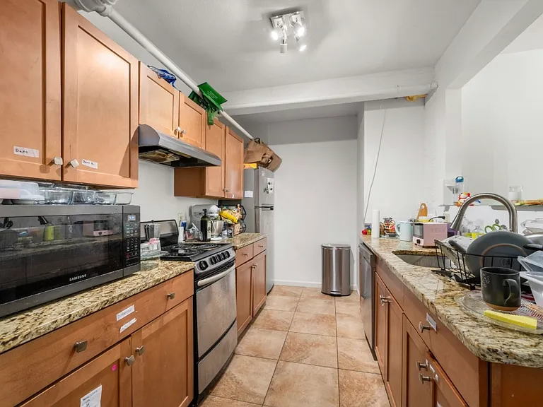 2 Colliston Rd #2B — Photo 7