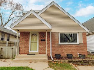 423 S 94th St, Milwaukee, WI 53214