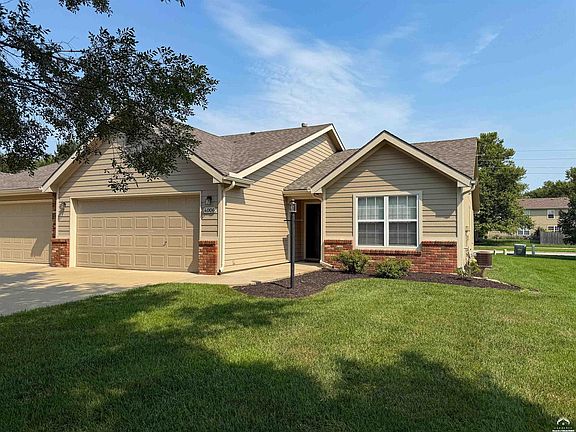 2nd image of 4006 Mistletoe Ct