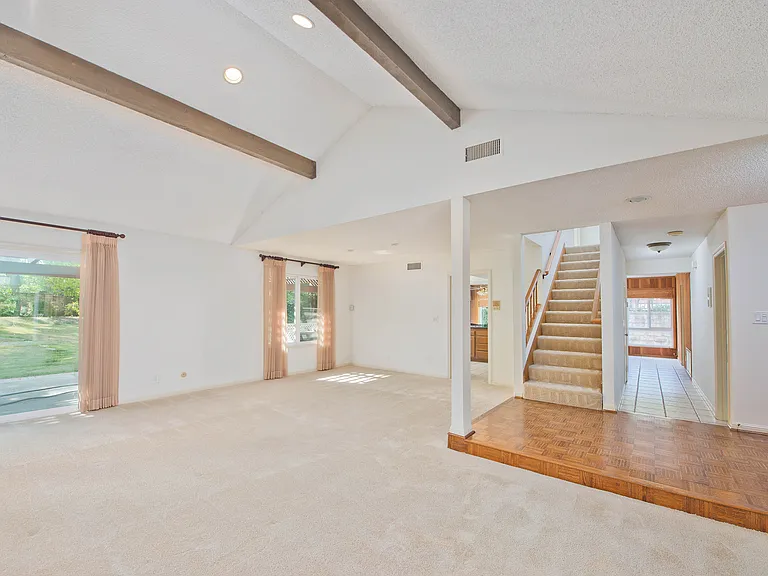 7420 Bernadine Ave — Photo 6