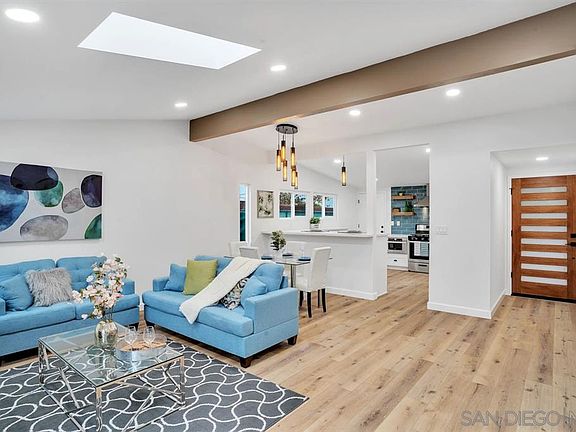 5th image of 2547 Moonstone Dr