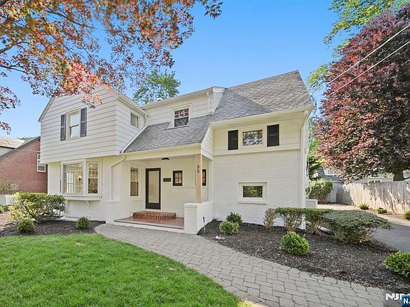 2nd image of 55 Forest Rd