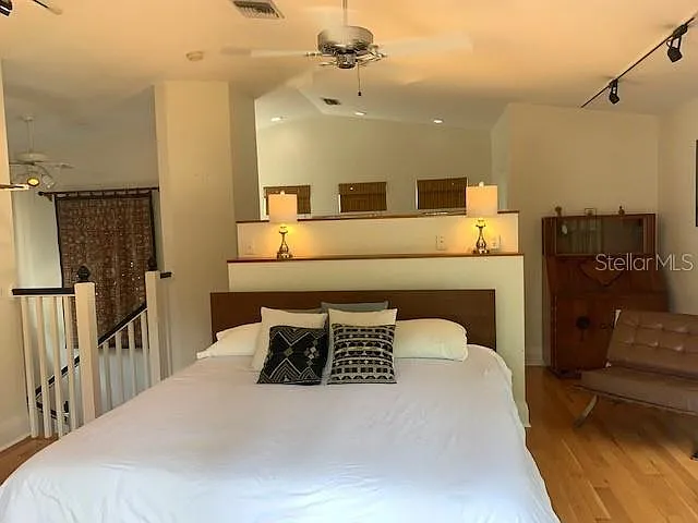 2916 W Bay Court Ave — Photo 16