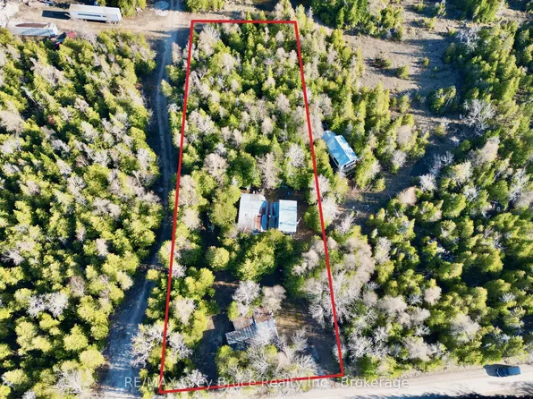 717 Spry Rd, Northern Bruce Peninsula, ON N0H 1W0