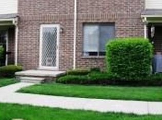 48606 Sugarbush Rd, Chesterfield, MI 48047