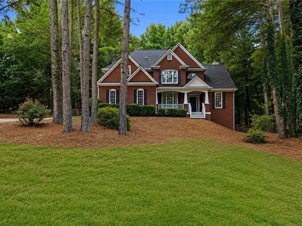 6610 Fox Creek Dr, Cumming, GA 30040