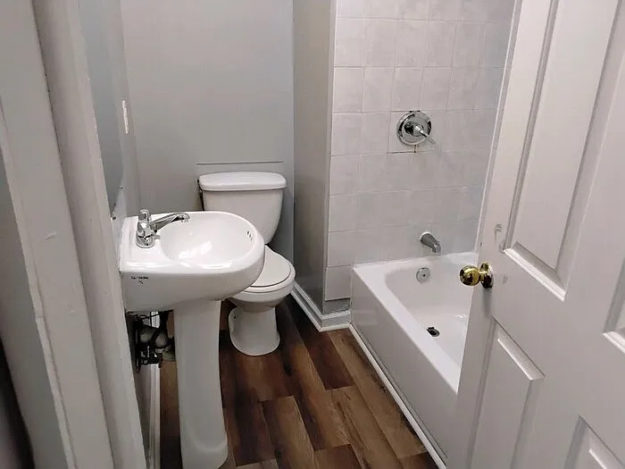 2799 Harlem Ave — Photo 4