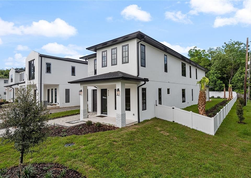 1st image of 925 LAKE EMERALD DRIVE
