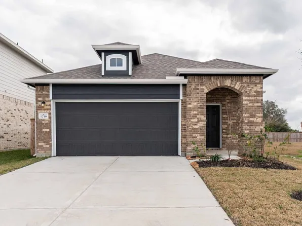 1718 Windrose Bnd, Angleton, TX 77515