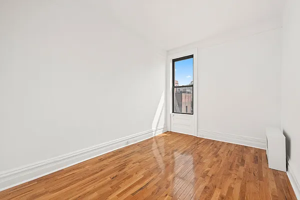 Rented by Corcoran | media 22