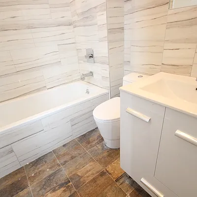 Rented by P Management | media 45