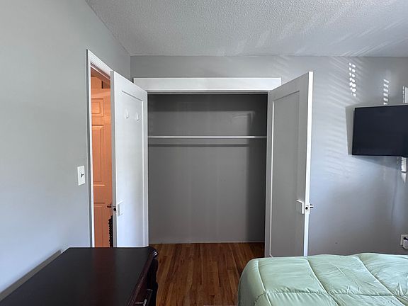 3rd image of 32 Beauregard Dr #4
