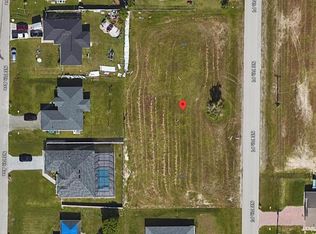 2804 NE 7th Place Cpe, Coral, FL 33909