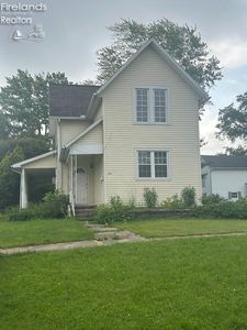 201 Heter St, Bellevue, OH, 44811