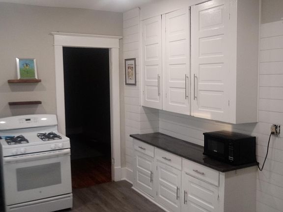 3rd image of 1115 Watson St SW #1