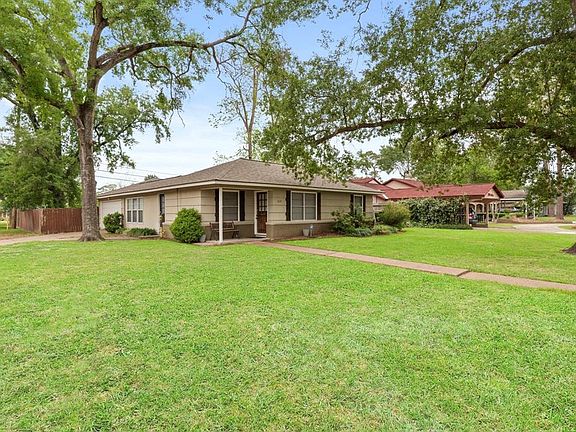 2nd image of 2122 Althea Dr