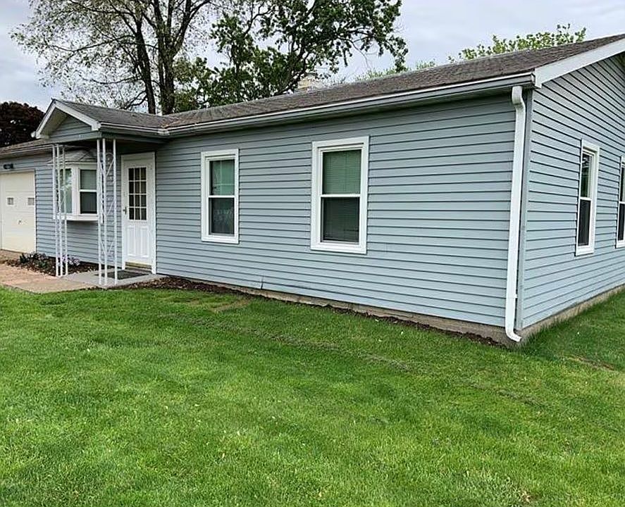 1st image of 129 Merry Ln