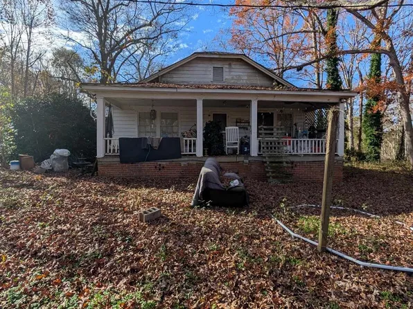 636 Harrison Sanders Ln, Lincolnton, NC 28092