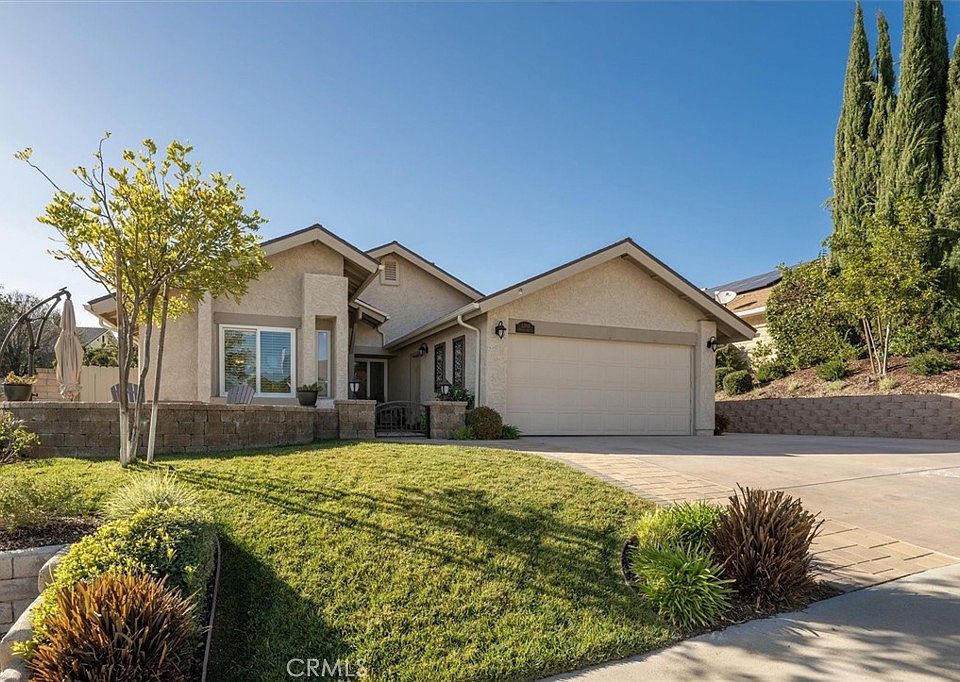 1st image of 22948 Magnolia Glen Dr
