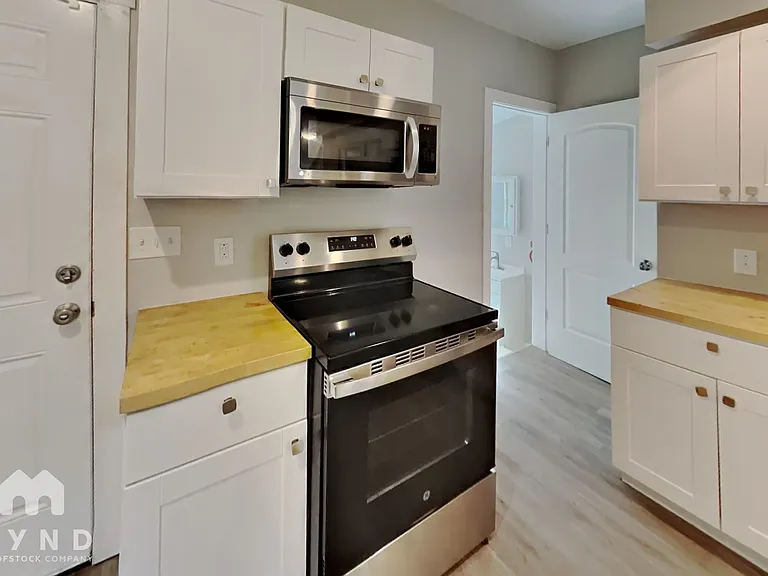 1276 Wager St — Photo 7