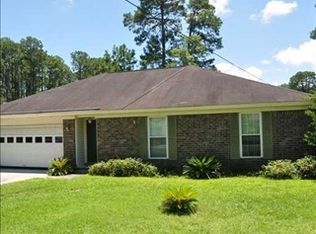 5 Tara Ct, Savannah, GA 31406