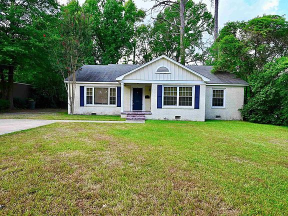 2nd image of 105 N Pinecrest Dr