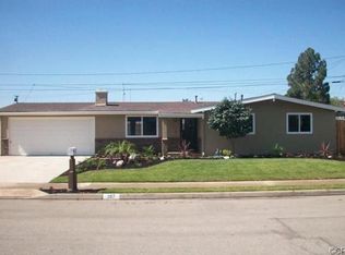 207 Camellia Ln, Costa Mesa, CA 92627