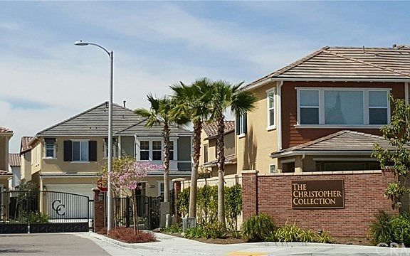 4th image of 14804 Blossom Ln