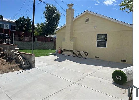 2nd image of 7518 Kyle St