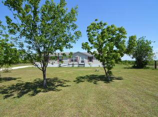 439 Raby Rd, Eddy, TX 76524