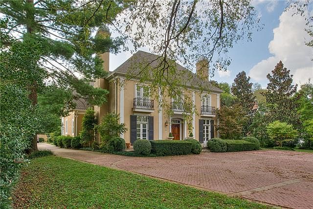 1st image of 105 Westover Dr