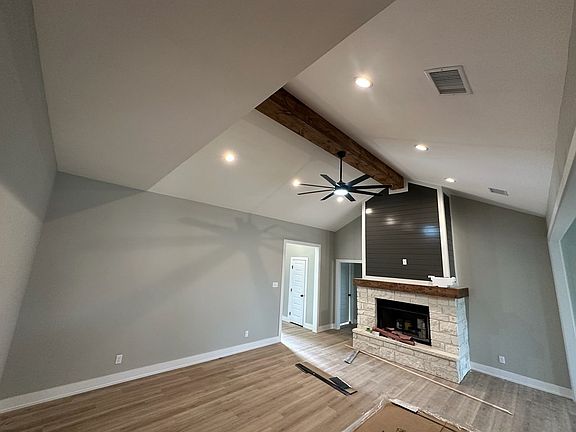 4th image of 3618 Clearview Dr