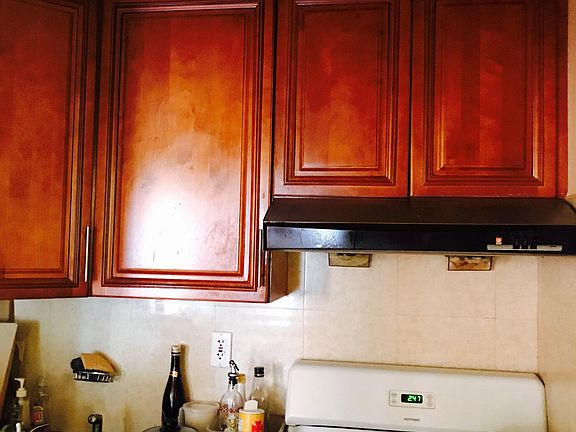3rd image of 108-15 37th Dr #3D