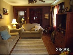 2nd image of 1423 Judd St