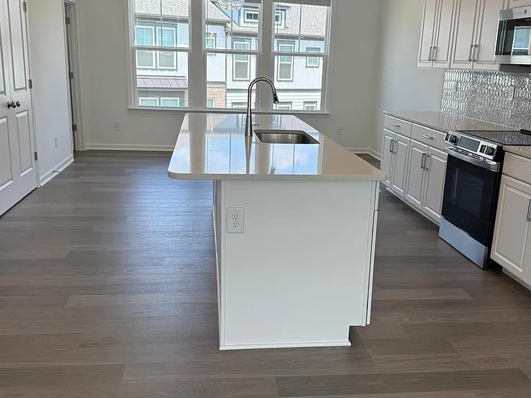 2143 Hawksworth Ln — Photo 22