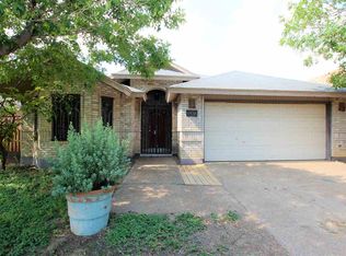 1410 Los Ebanos Dr, Laredo, TX 78041