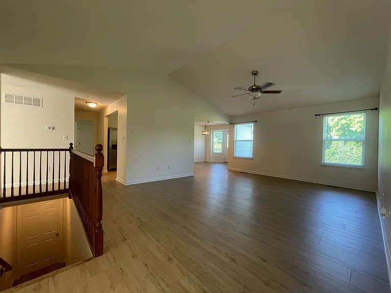 5526 Ashboro Dr — Photo 10