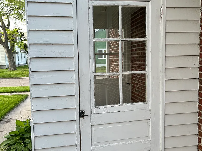 319 Briggs Ave — Photo 17