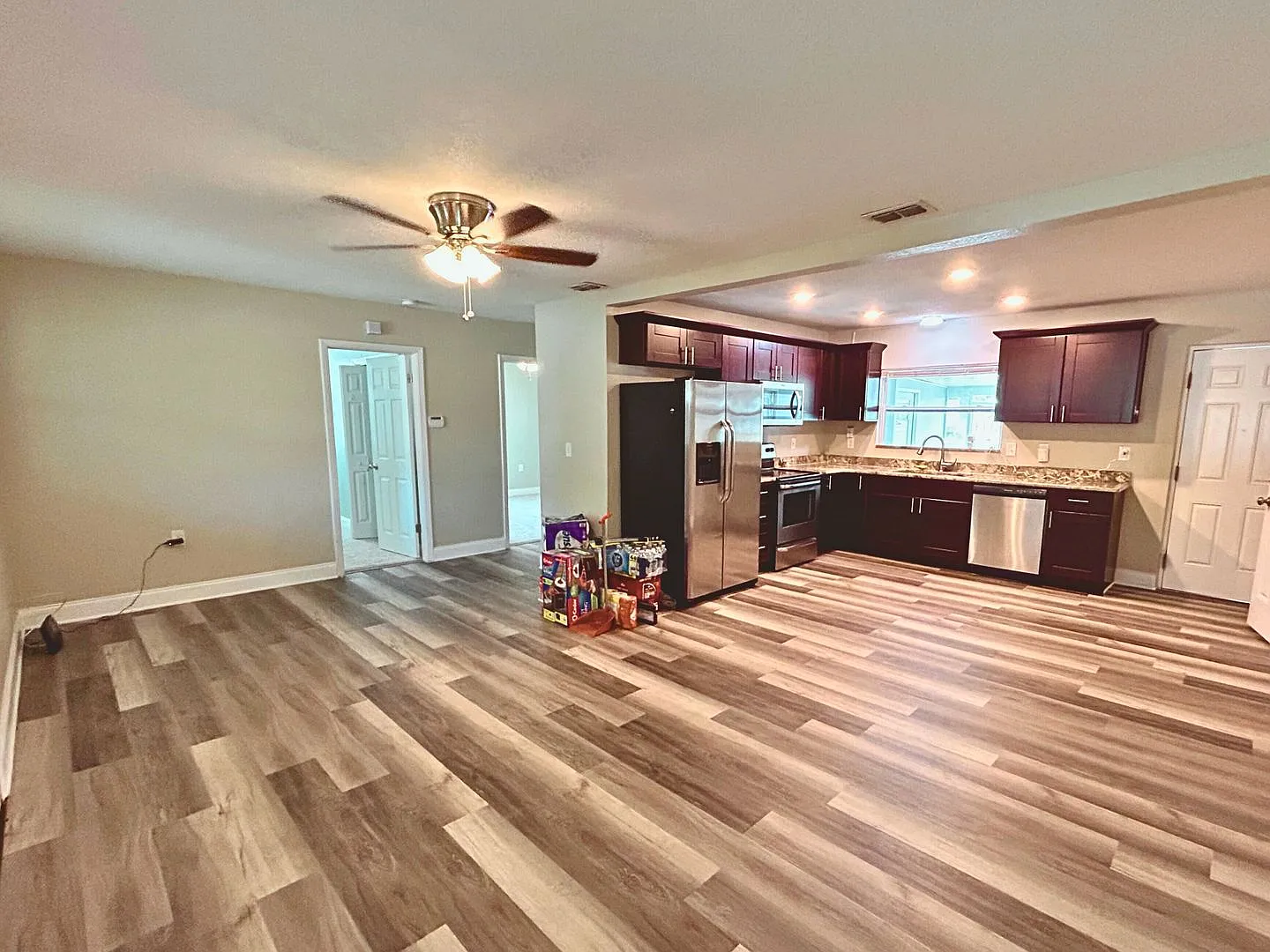Newly Renovated Canal-Front Home On Double Lot With Boat Lifts & Mango Trees! — Photo 2