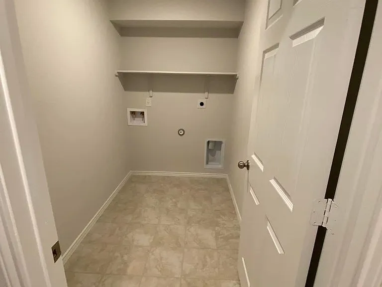 9509 Murandy Dr — Photo 5