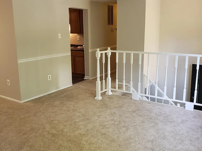 9406 Emmett Ct — Photo 9