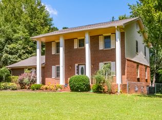 5308 Oreilly Ln, Stone Mountain, GA 30088