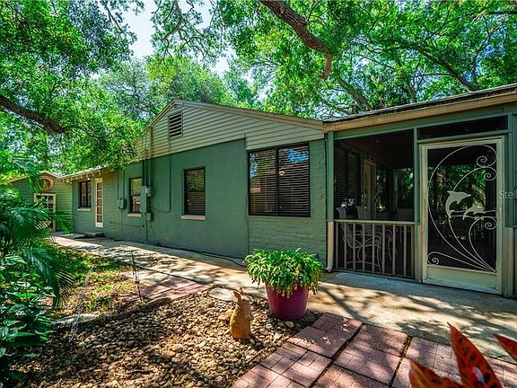 2nd image of 1533 Santa Anna Dr