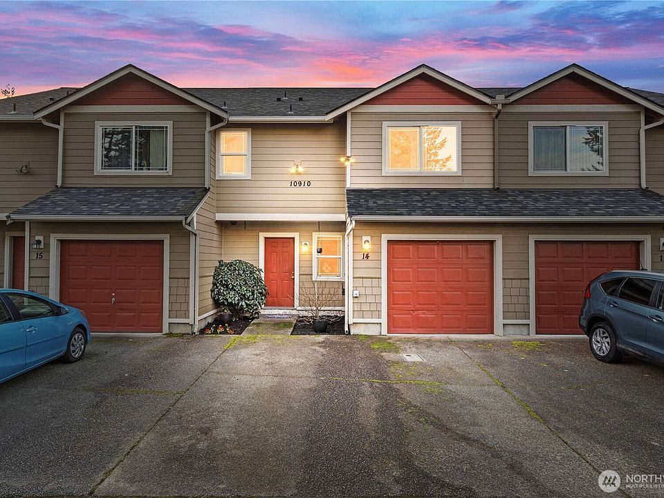 1st image of 10910 13th Avenue E #14
